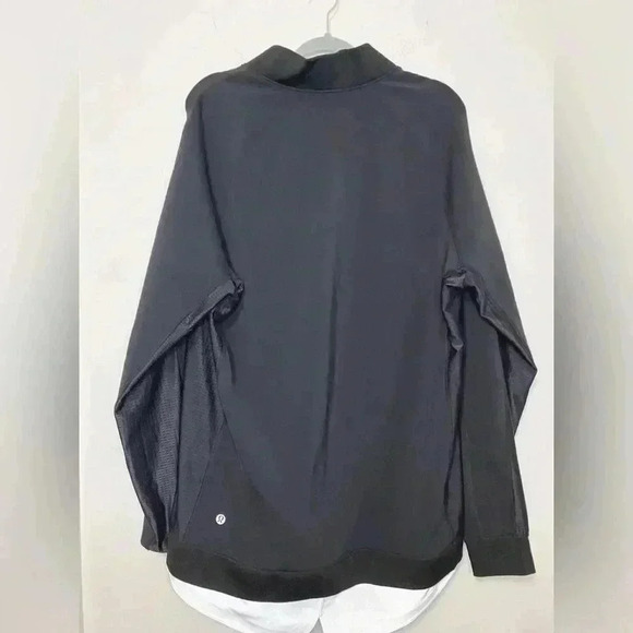 LULULEMON • 1/4 zip sweater - Picture 2 of 4
